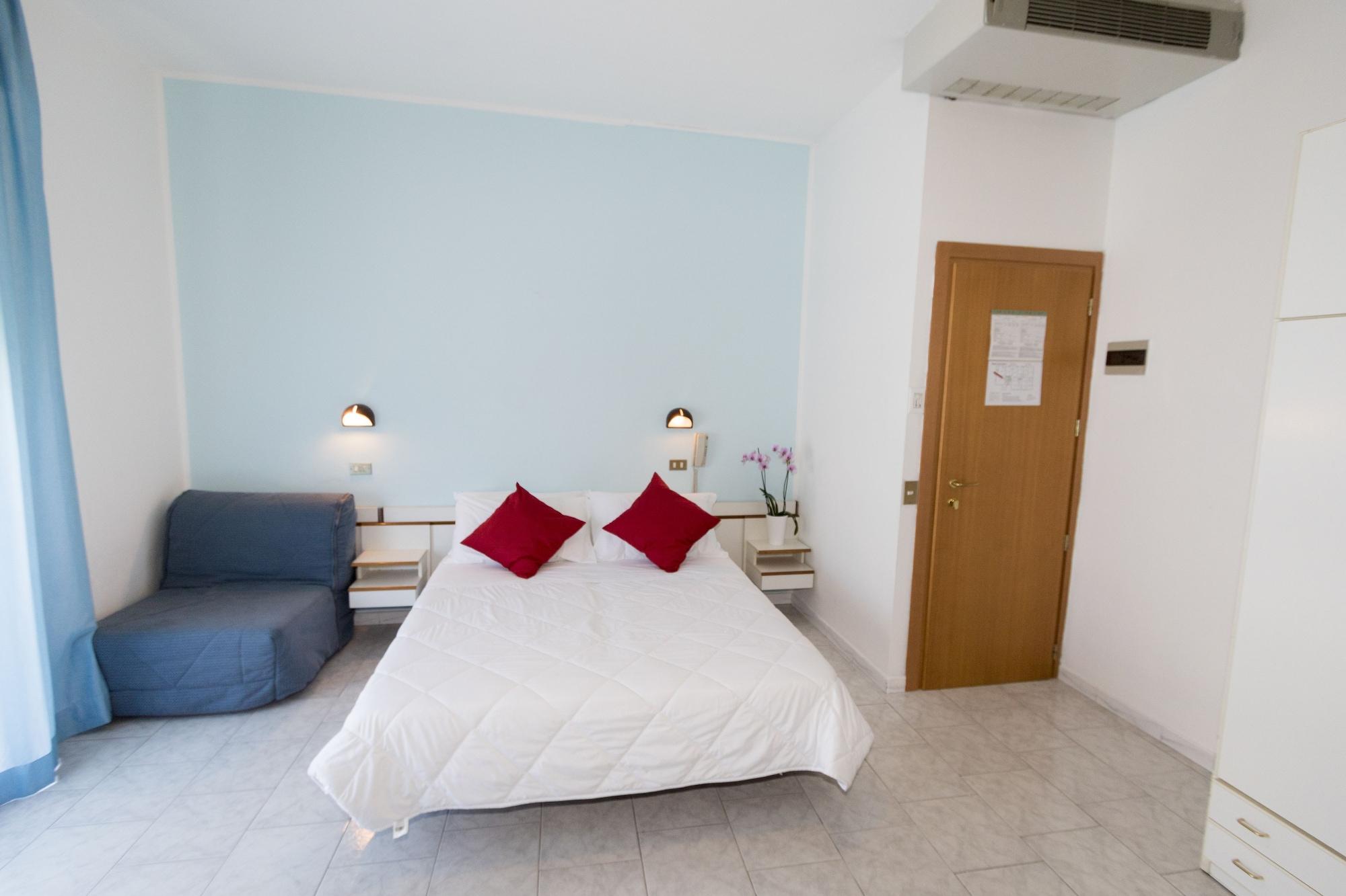 Hotel Giannella Rimini Esterno foto