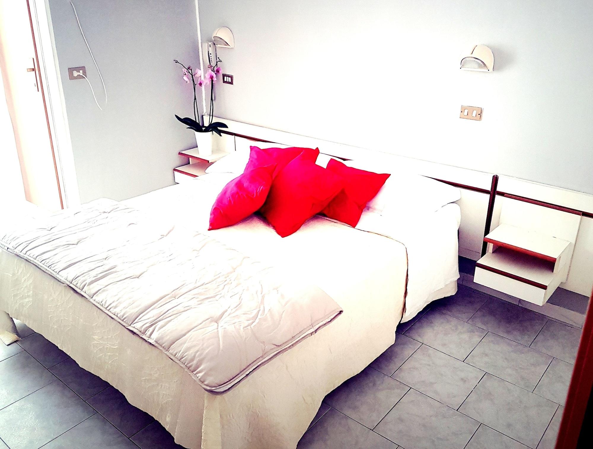 Hotel Giannella Rimini Esterno foto