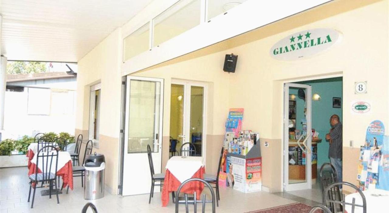 Hotel Giannella Rimini Esterno foto